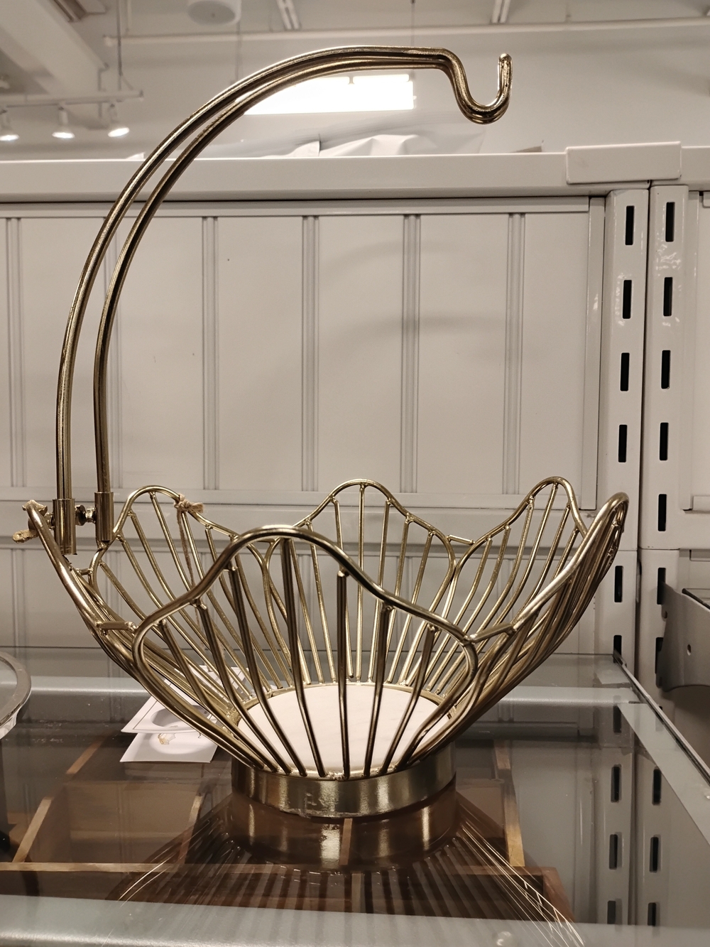 New Decorative Gold Wire Fruit Basket with Handle